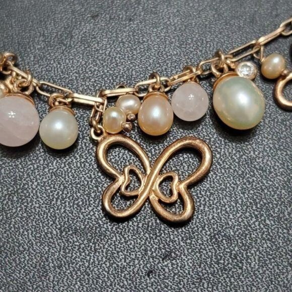 Sterling silver butterflies and freshwater pearl necklace - Picture 2 of 8